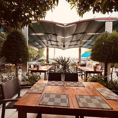 Hotel Saint Marena Pogradec Ngoại thất bức ảnh