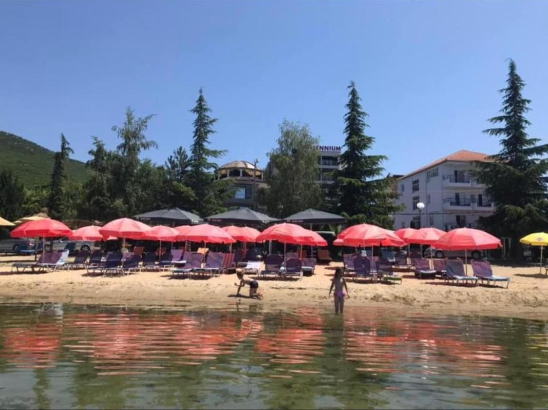 Hotel Saint Marena Pogradec Ngoại thất bức ảnh